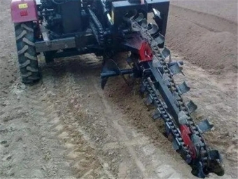 鏈(lian)條式(shi)開溝(gou)機