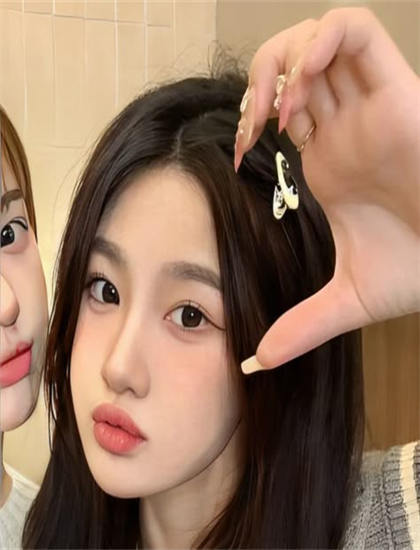 【深度分析】《致青春原来你还在这里》的表演艺术与角色塑造 从艺术角度分析的专业分析